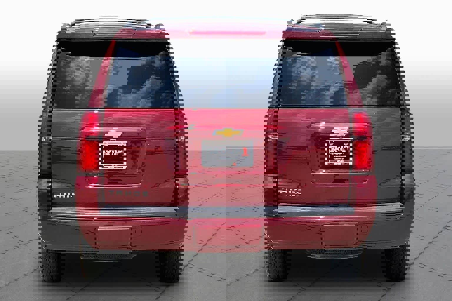 Used 2019 Chevrolet Tahoe LT w/ Luxury Package image 5