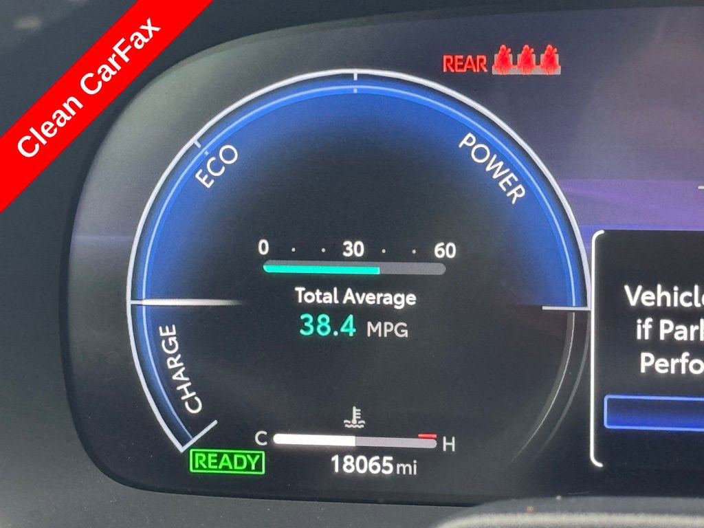 Certified 2025 Toyota Crown Limited image 4