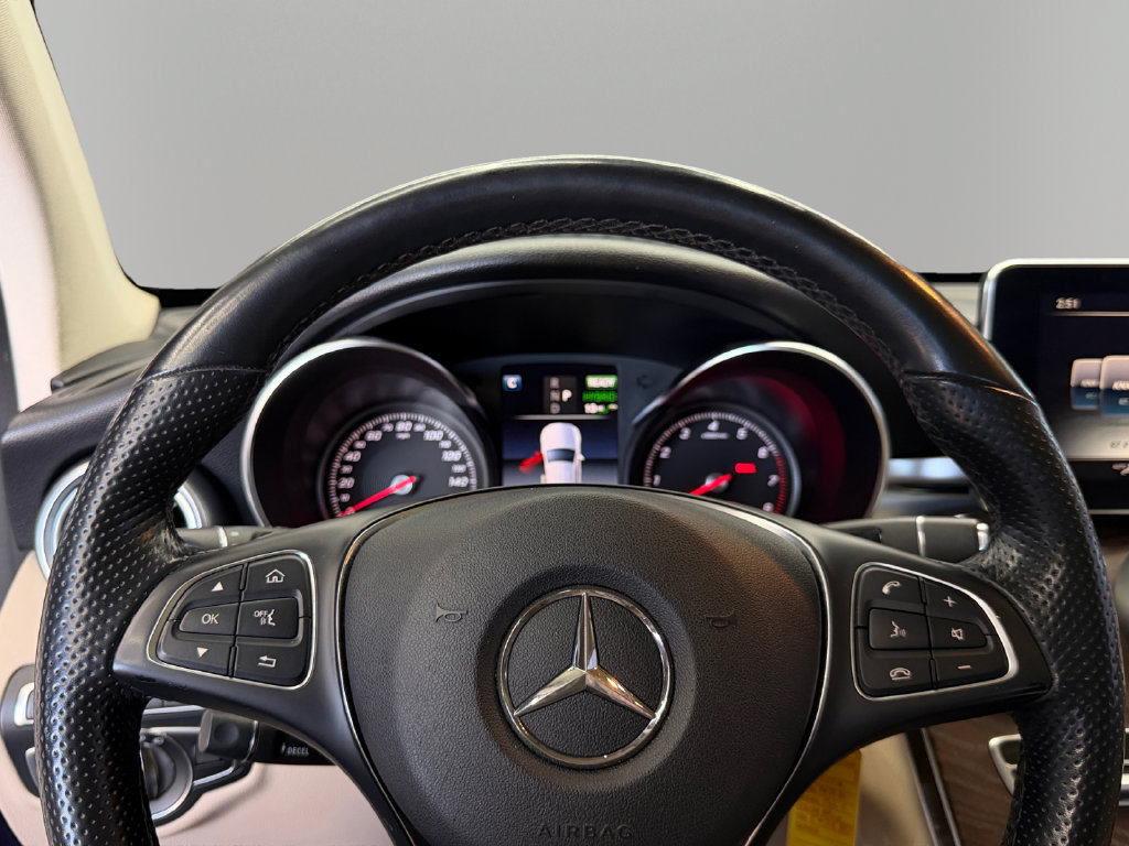 Used 2019 Mercedes-Benz GLC 350e 4MATIC image 19