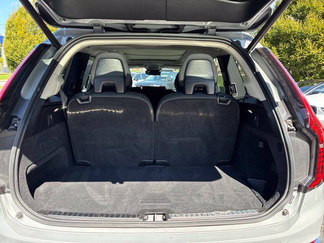 Used 2026 Volvo XC90 B6 Plus AWD/4WD image 32
