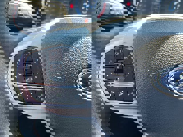 Certified 2025 Ford Explorer Active image 17