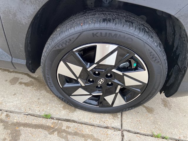 Used 2025 Hyundai Kona SEL FWD image 34