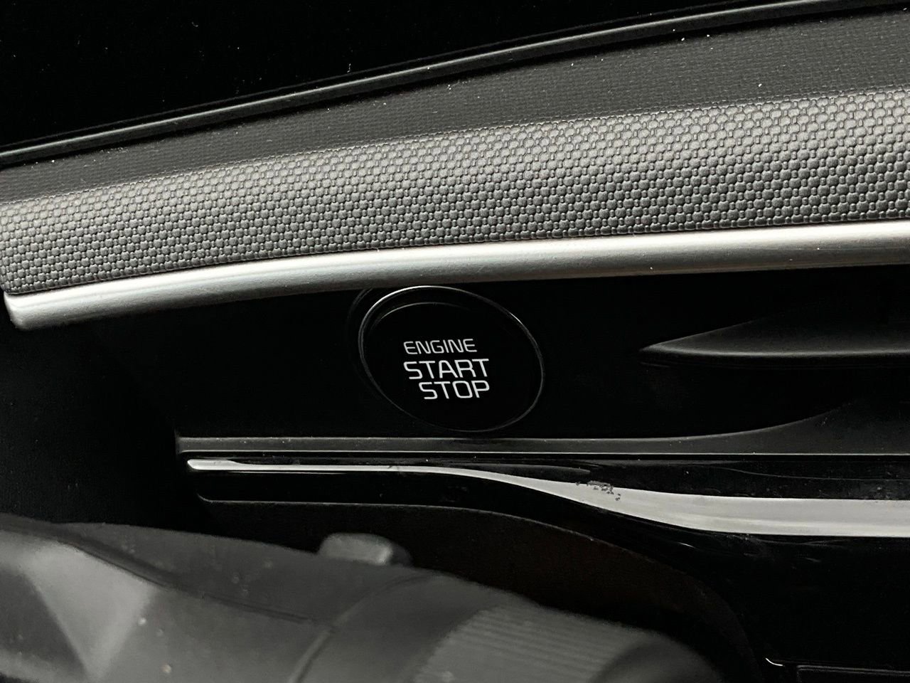 Used 2025 Kia K5 LXS image 29