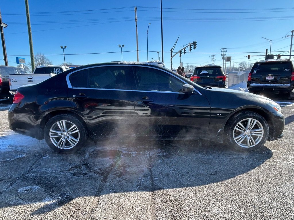 Used 2015 INFINITI Q40 AWD w/ Navigation Package image 7