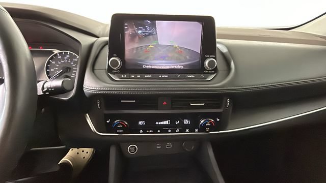 Used 2022 Nissan Rogue S AWD/4WD image 25