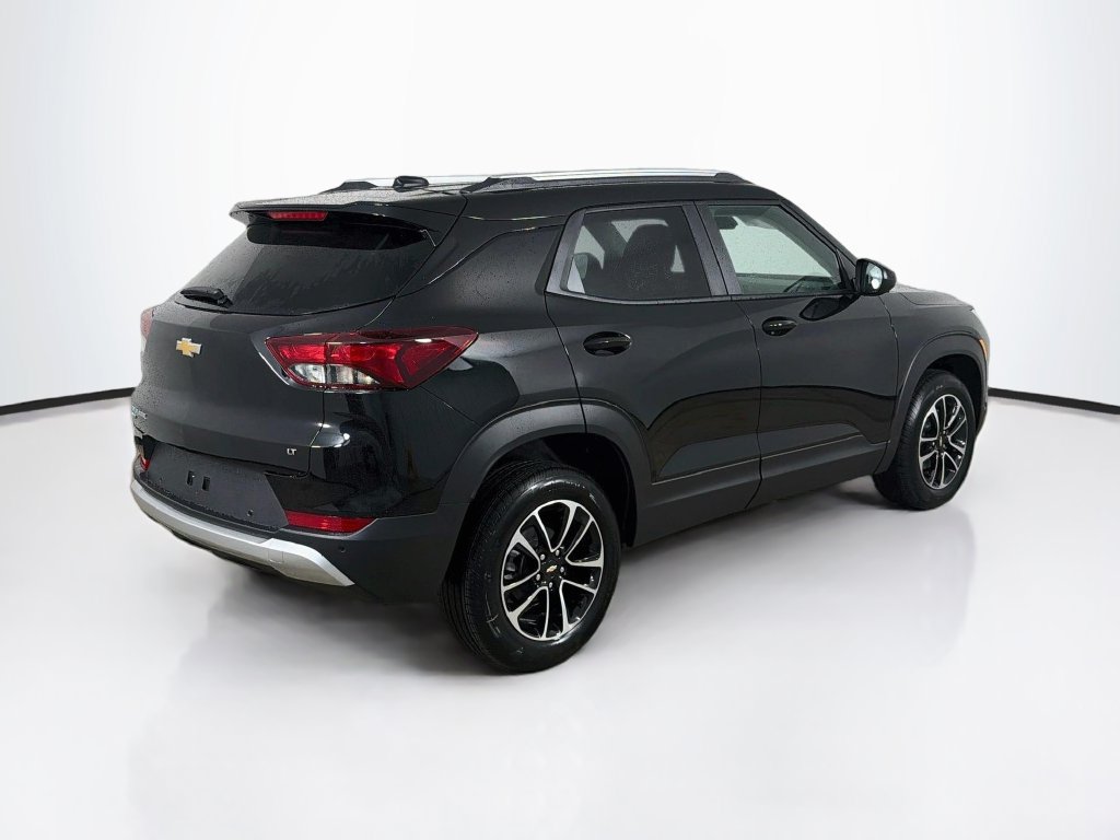 New 2026 Chevrolet TrailBlazer LT w/ LT Cold Weather Package AWD/4WD image 5