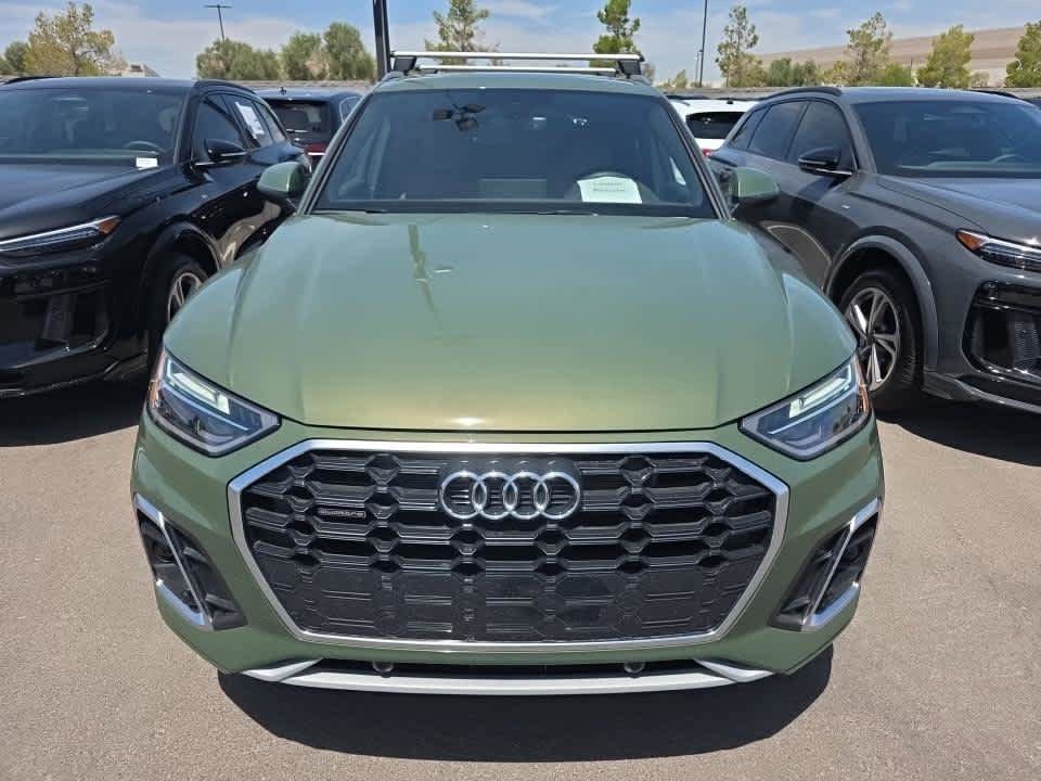 Used 2025 Audi Q5 e Premium AWD/4WD image 2