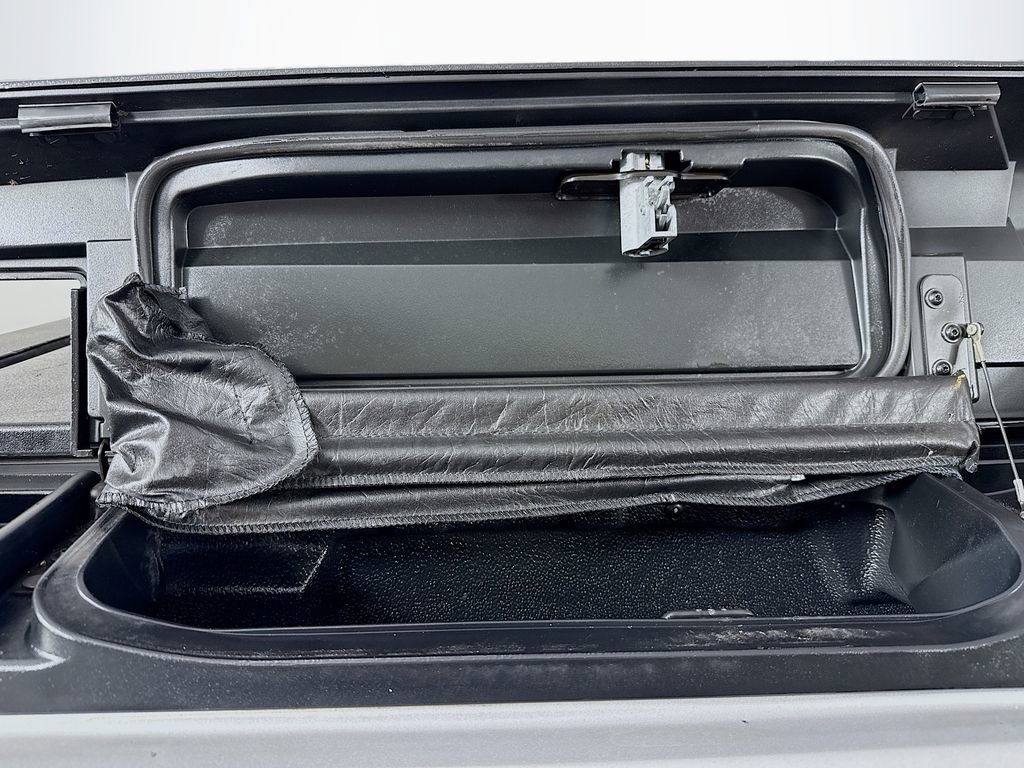 Used 2011 Chevrolet Avalanche LTZ image 37