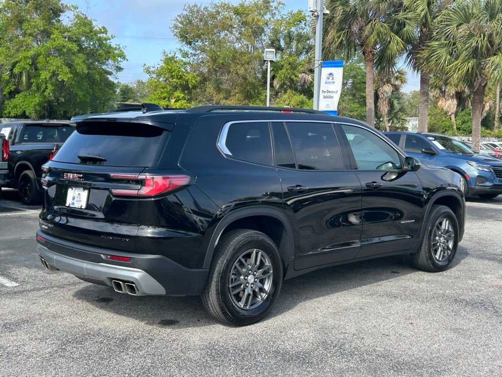 Used 2025 GMC Acadia Elevation image 7