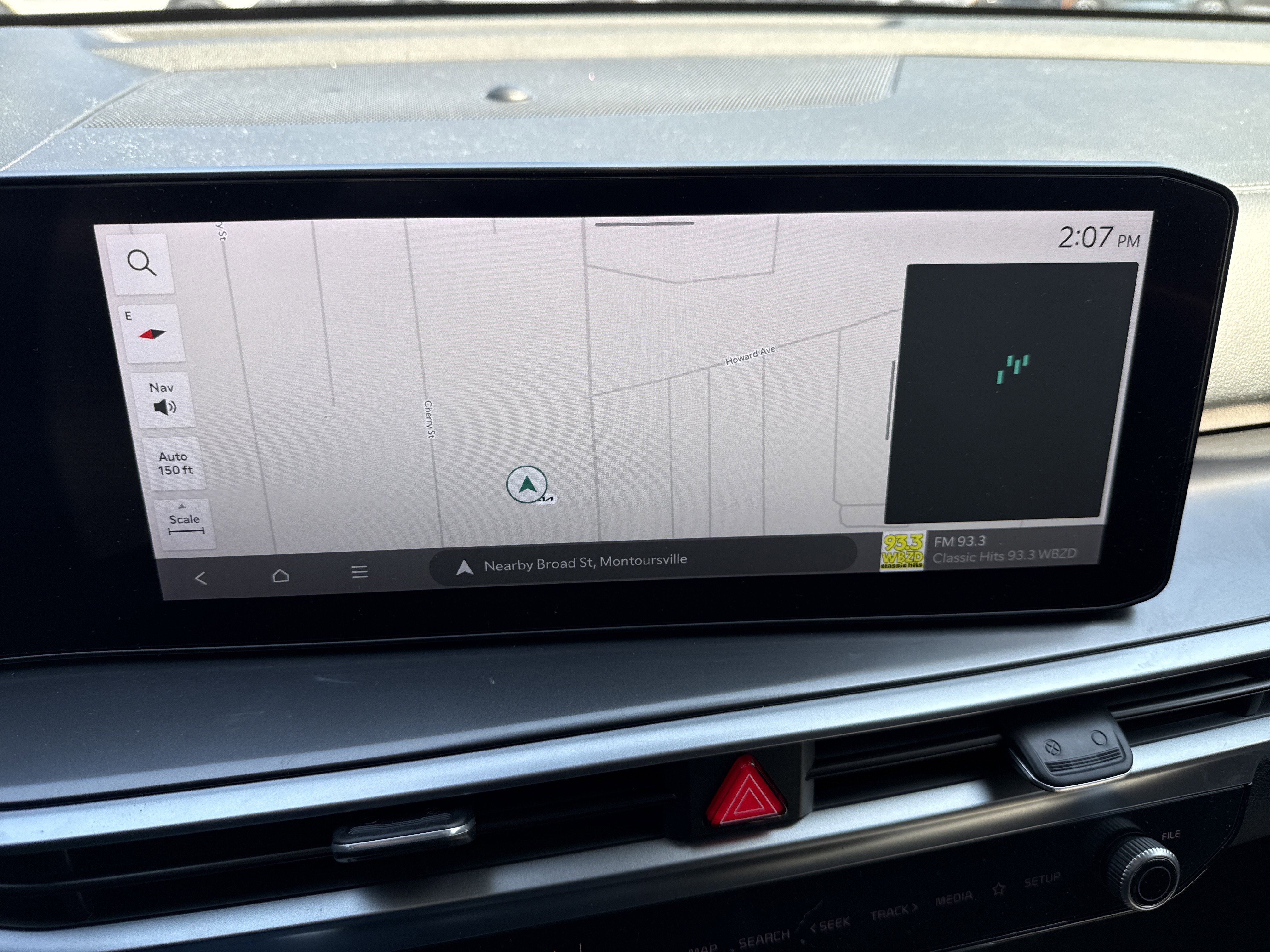 Used 2024 Kia Sorento S w/ Panoramic Sunroof Package image 28