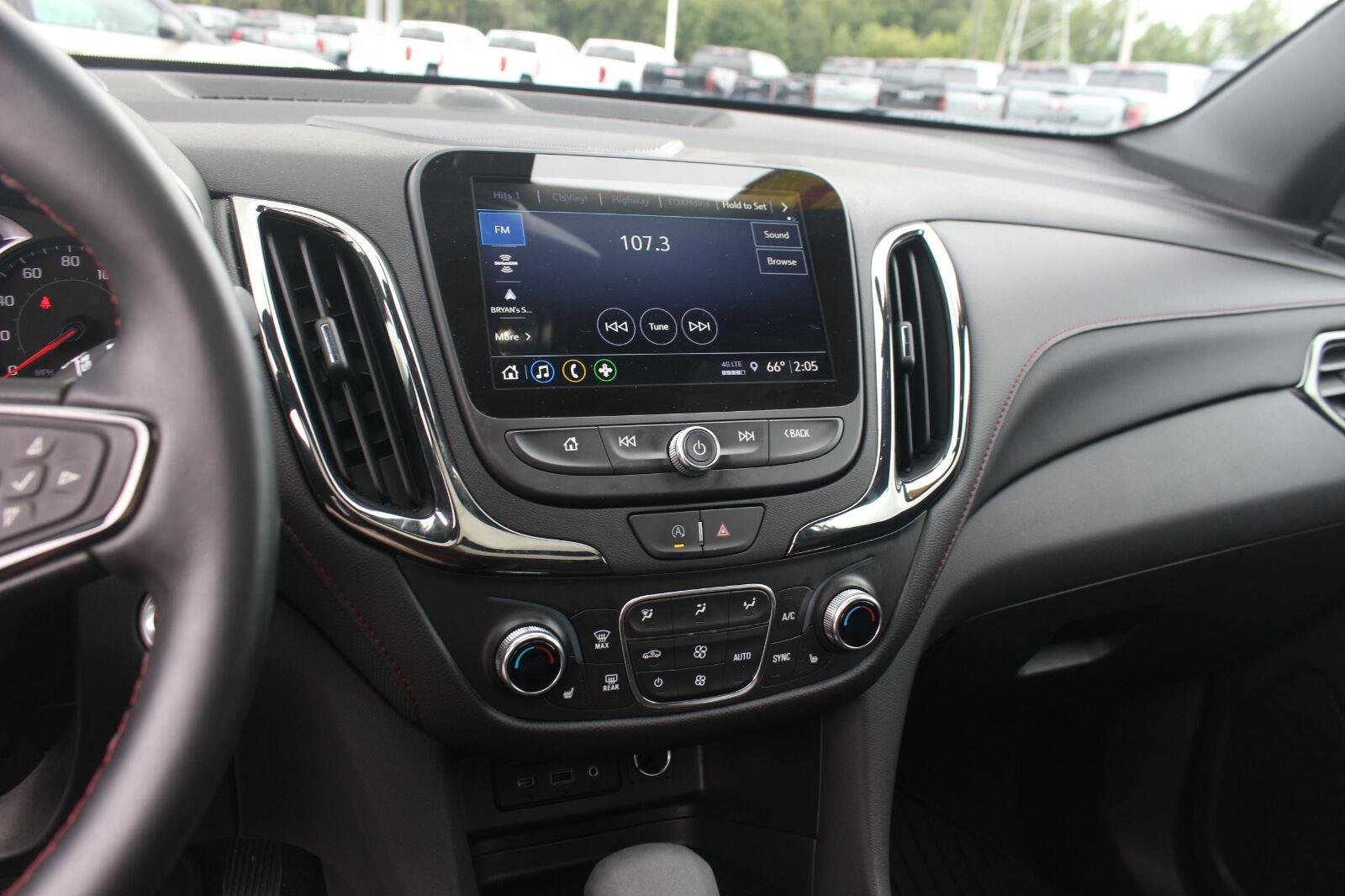 Used 2024 Chevrolet Equinox RS w/ RS Leather Package AWD/4WD image 22
