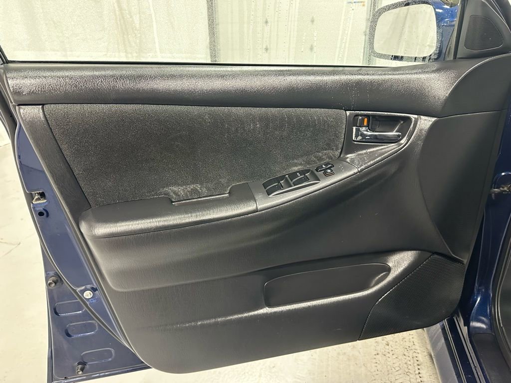 Used 2004 Toyota Corolla CE image 8