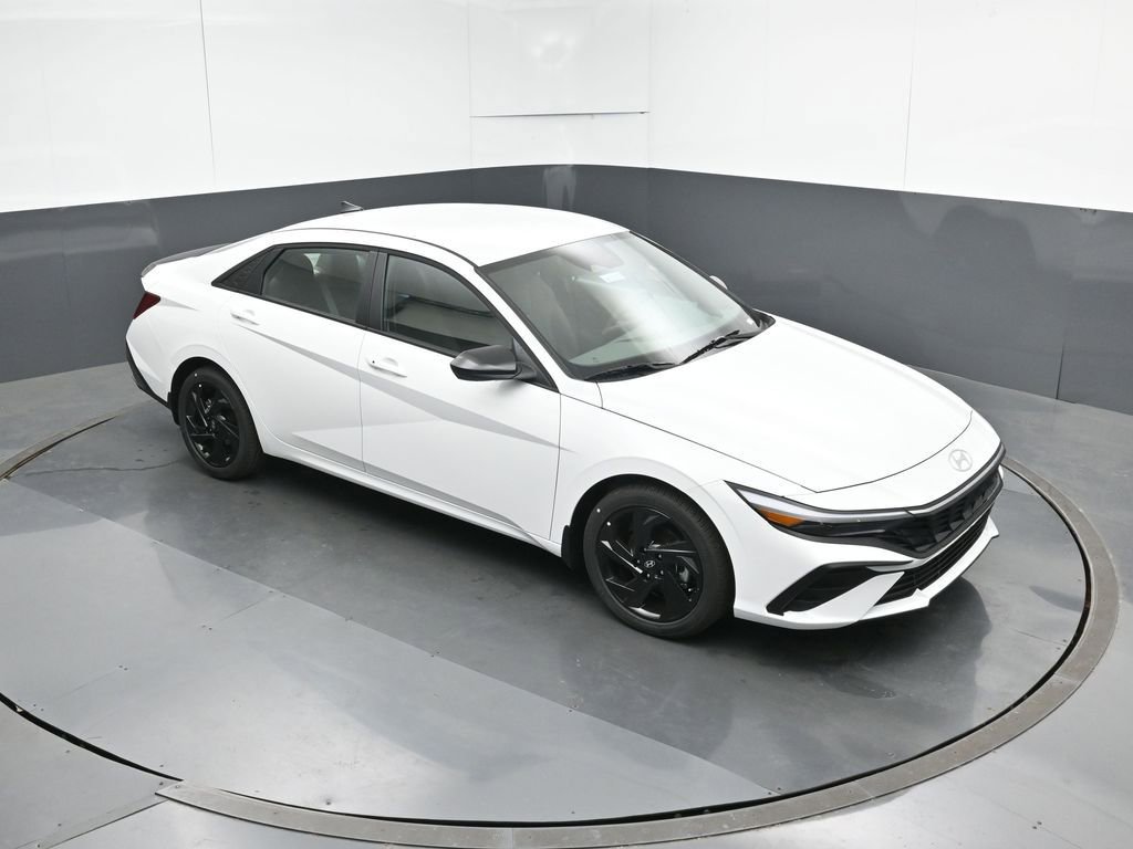 New 2026 Hyundai Elantra Sport image 23