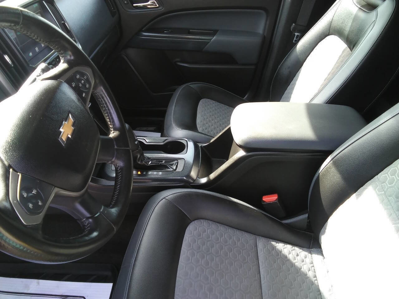 Used 2015 Chevrolet Colorado Z71 w/ Trail Boss Edition AWD/4WD image 18