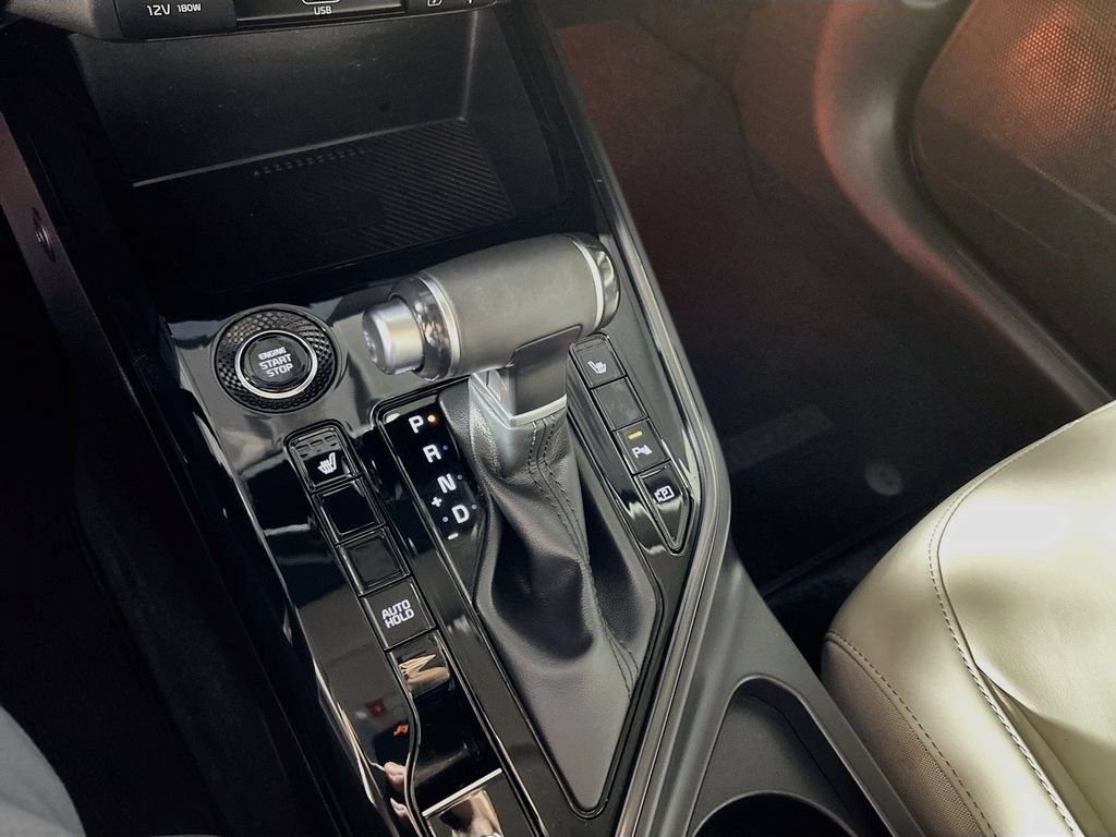Certified 2023 Kia Niro EX FWD image 19