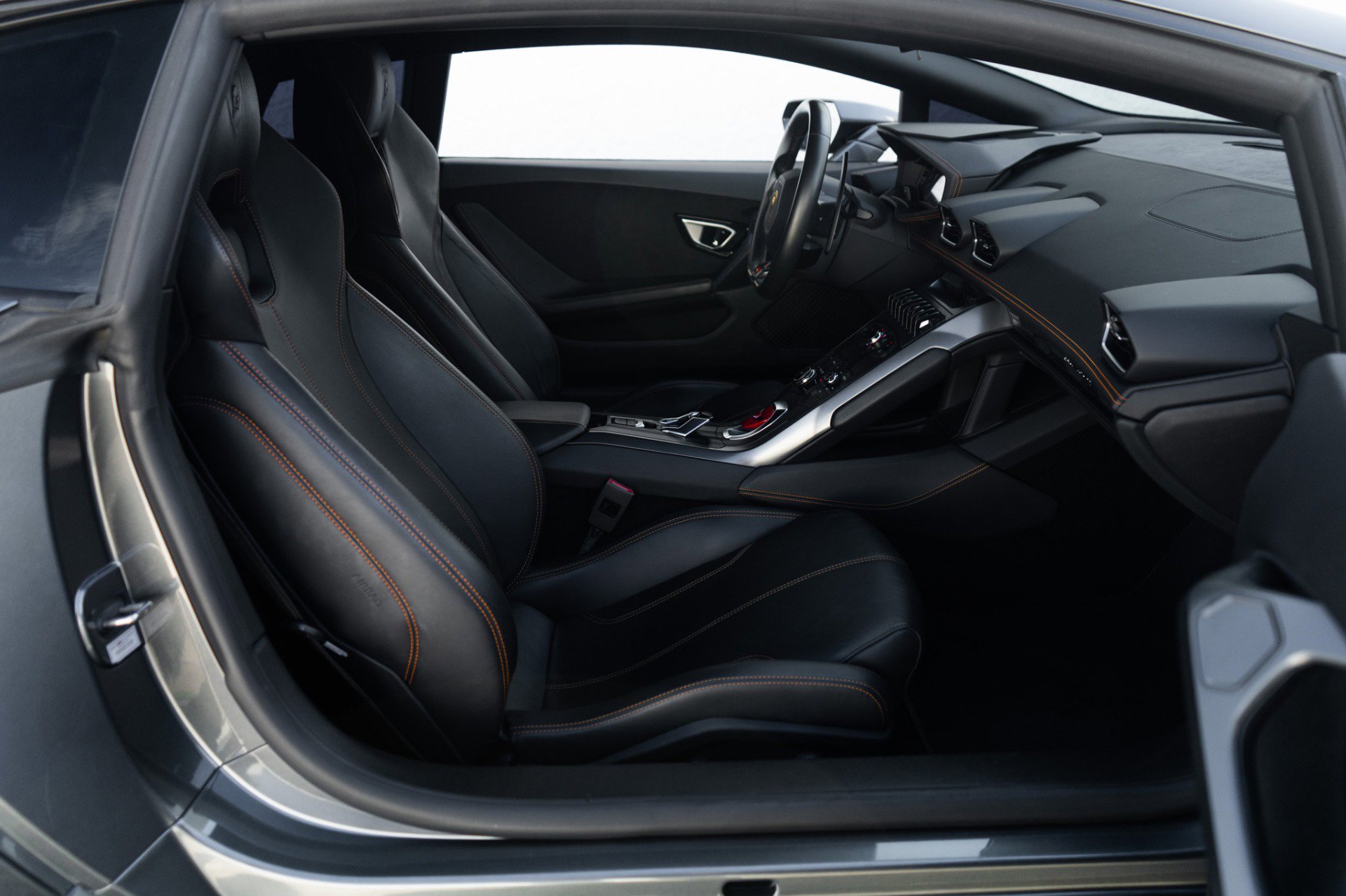 Used 2015 Lamborghini Huracan LP 610-4 AWD/4WD image 18