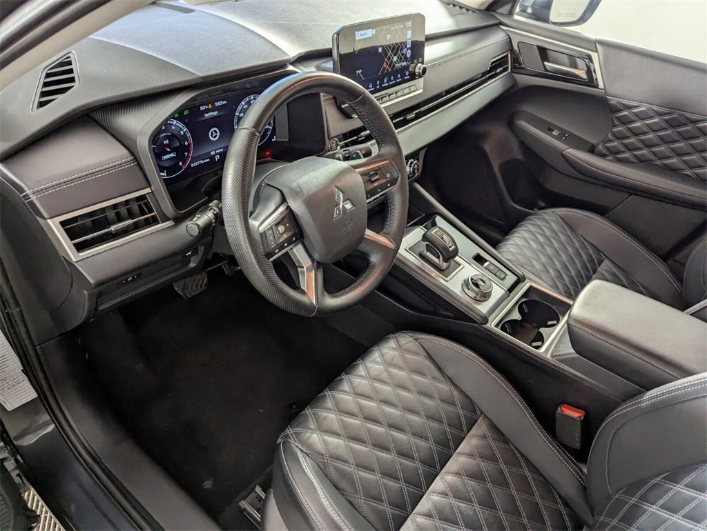 Used 2024 Mitsubishi Outlander SEL image 11
