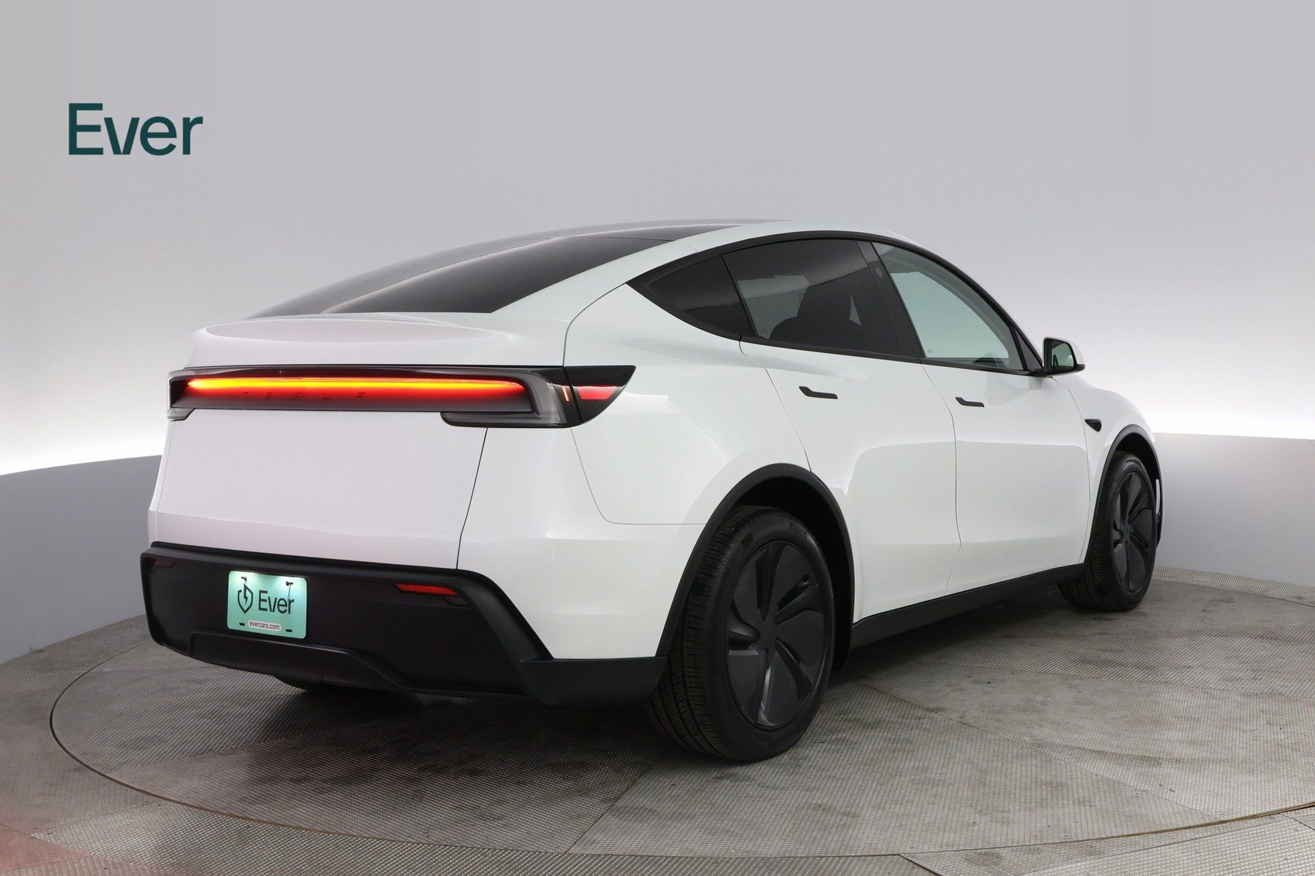 Used 2026 Tesla Model Y 2WD image 12