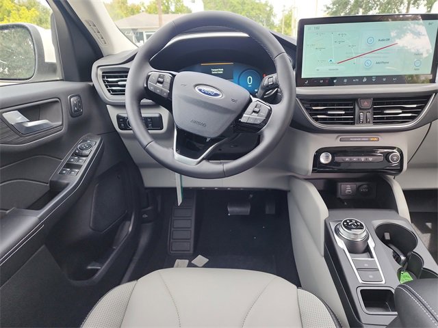 New 2026 Ford Escape SE w/ PHEV Premium Package FWD image 12