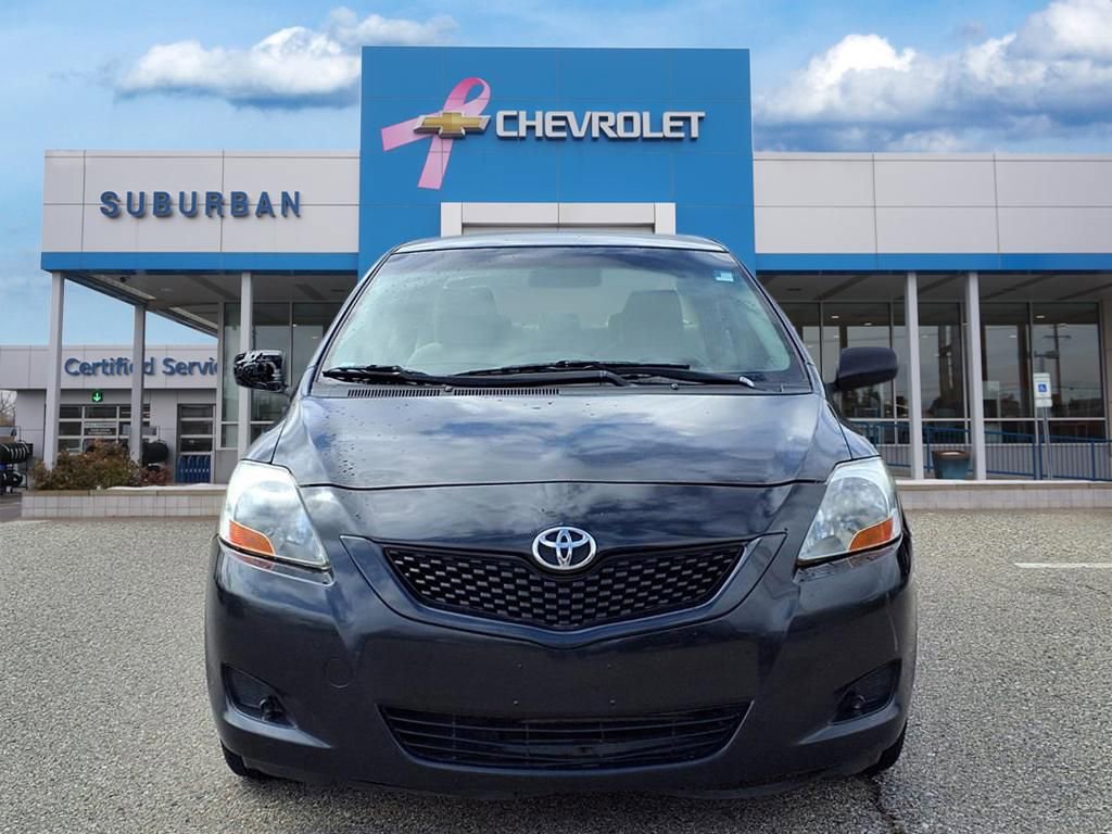 Used 2009 Toyota Yaris Sedan image 2