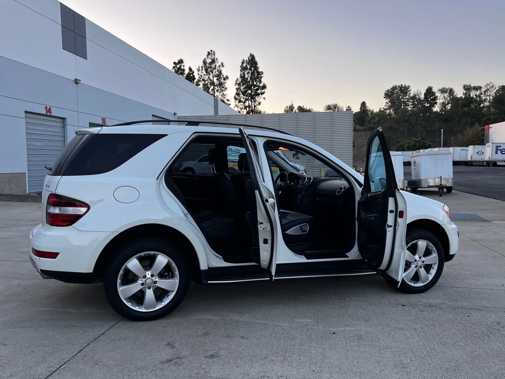 Used 2011 Mercedes-Benz ML 350 4MATIC image 35