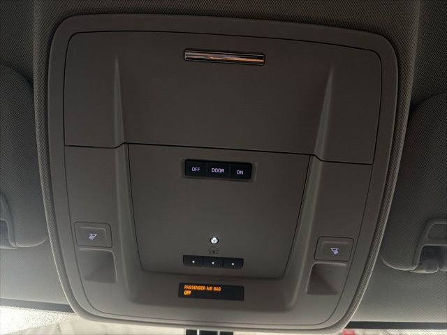 Used 2018 GMC Sierra 1500 SLE w/ SLE Value Package image 32