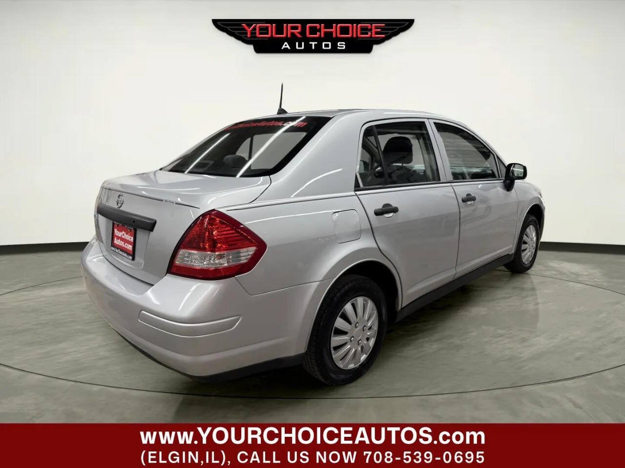 Used 2010 Nissan Versa Sedan FWD image 7
