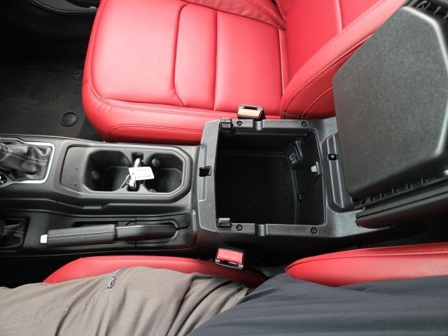 Used 2024 Jeep Wrangler Unlimited Rubicon 392 image 75