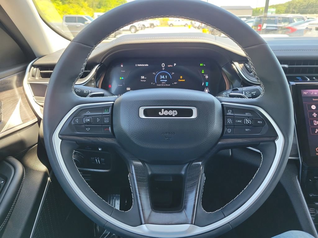 Used 2022 Jeep Grand Cherokee Limited 4xe AWD/4WD image 25