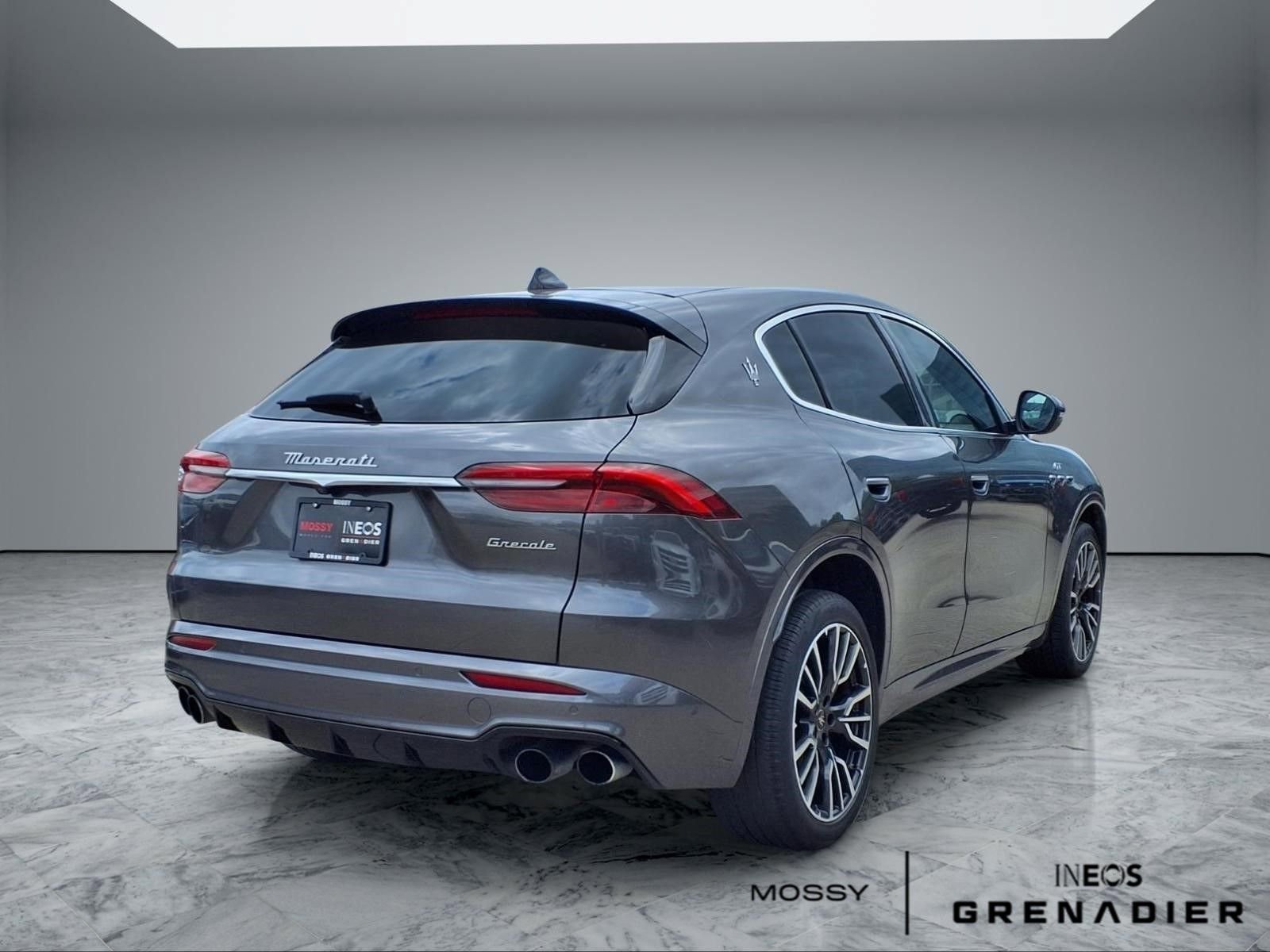 Used 2023 Maserati Grecale GT image 7