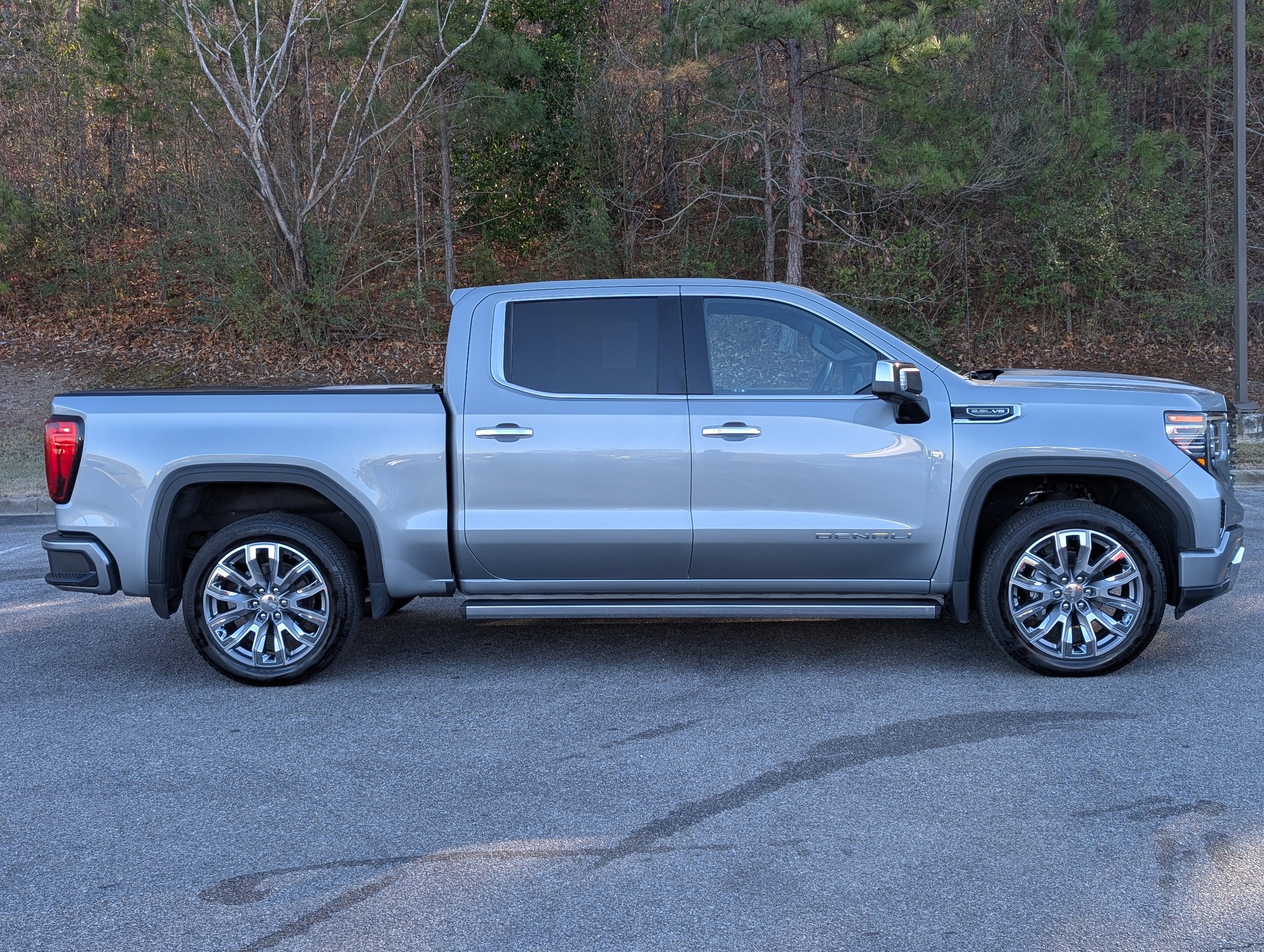 Used 2024 GMC Sierra 1500 Denali w/ Denali Reserve Package image 10