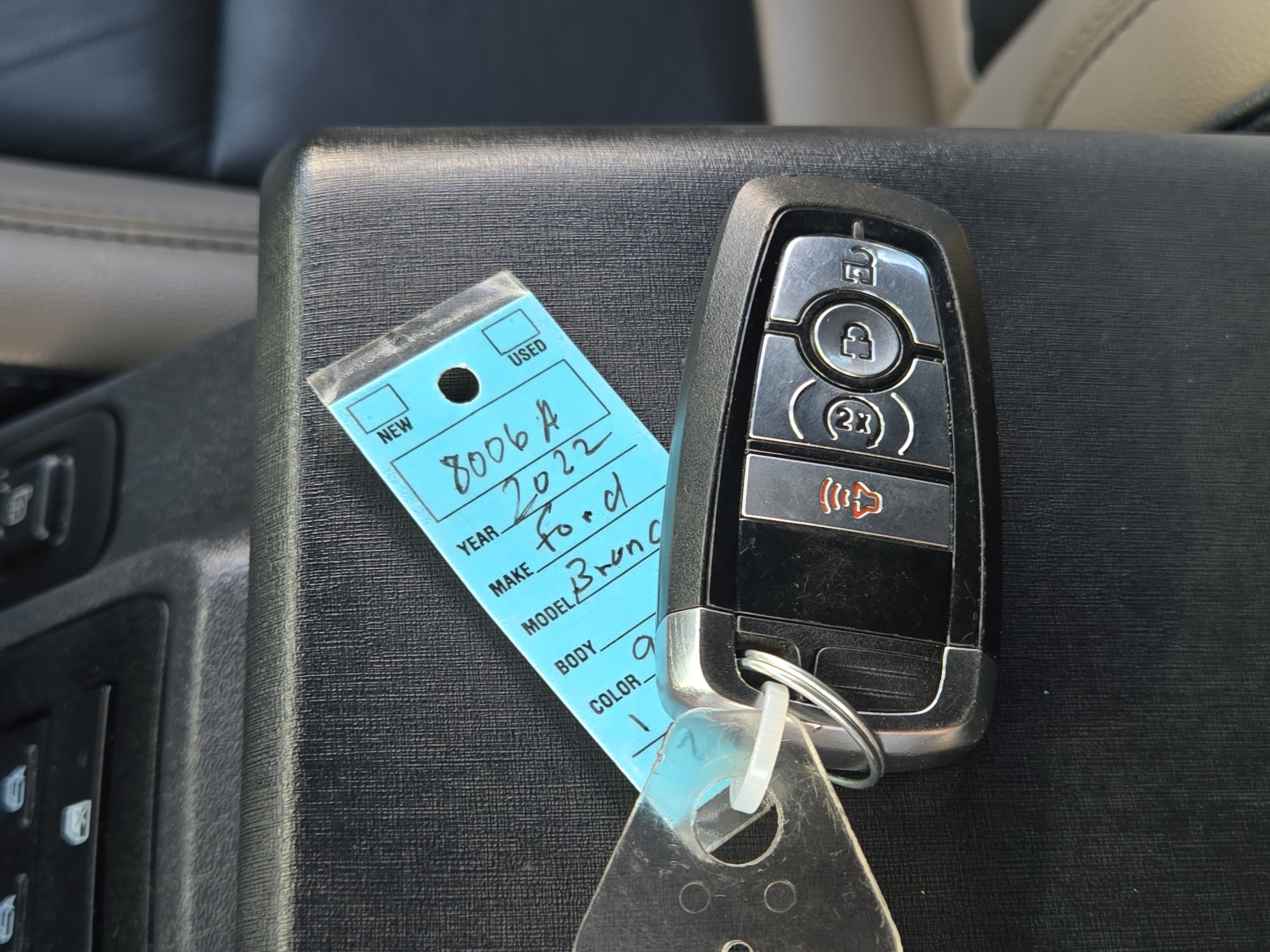 Used 2022 Ford Bronco Wildtrak image 36