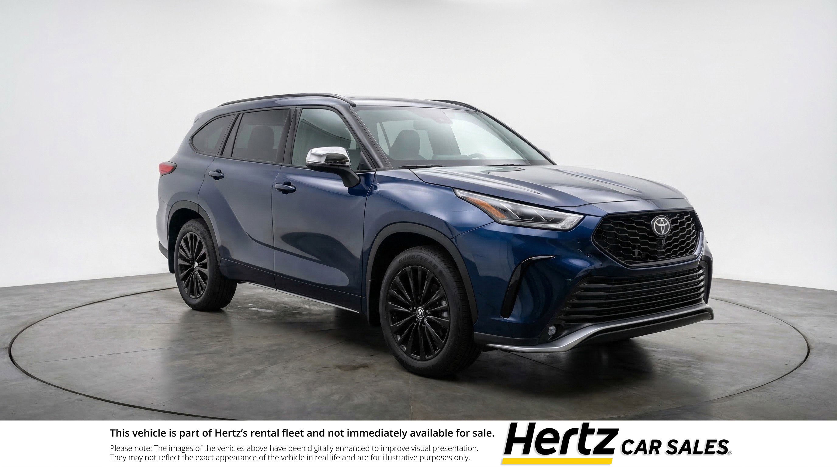 Used 2025 Toyota Highlander XSE image 1