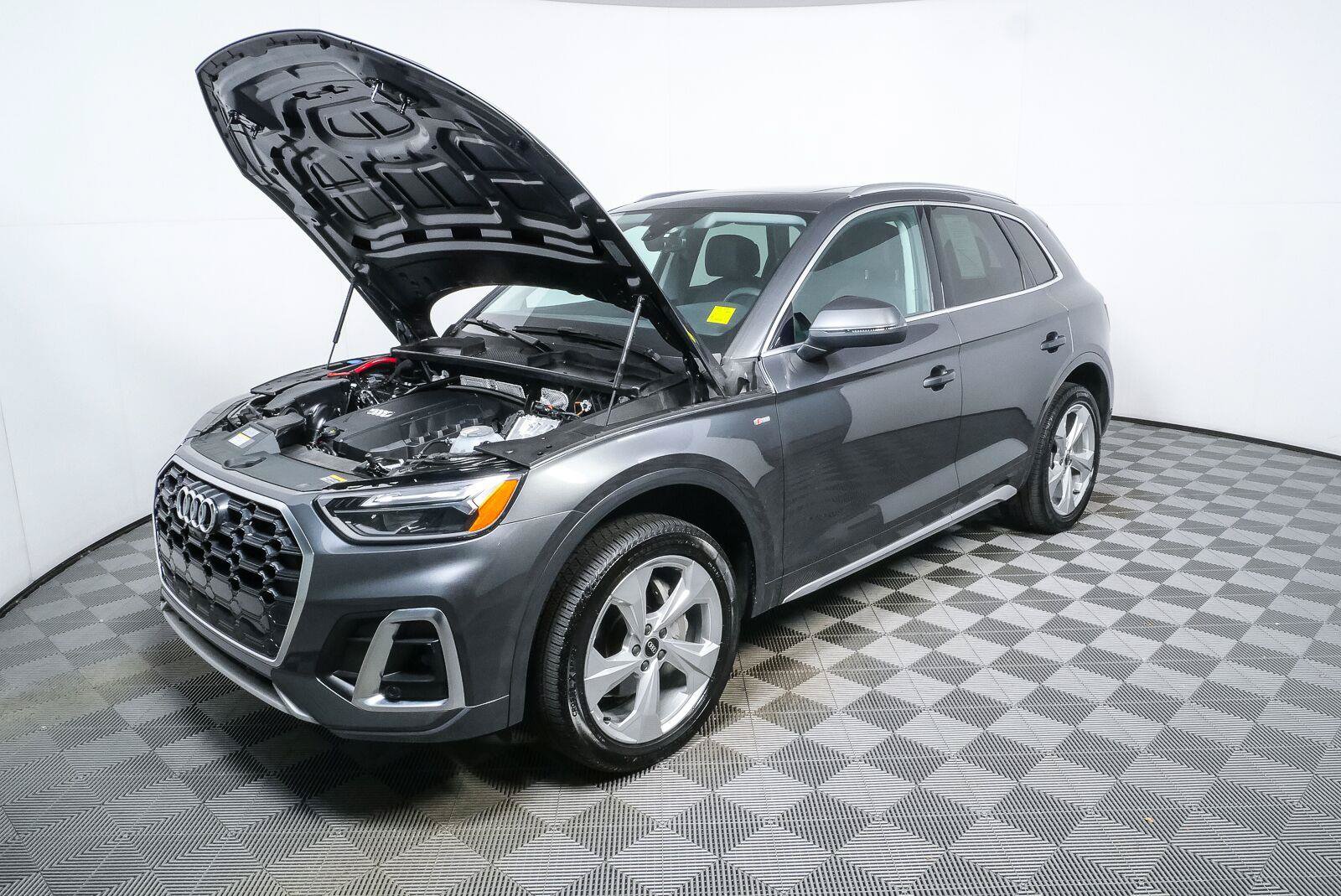 Used 2023 Audi Q5 2.0T Premium Plus AWD/4WD image 33