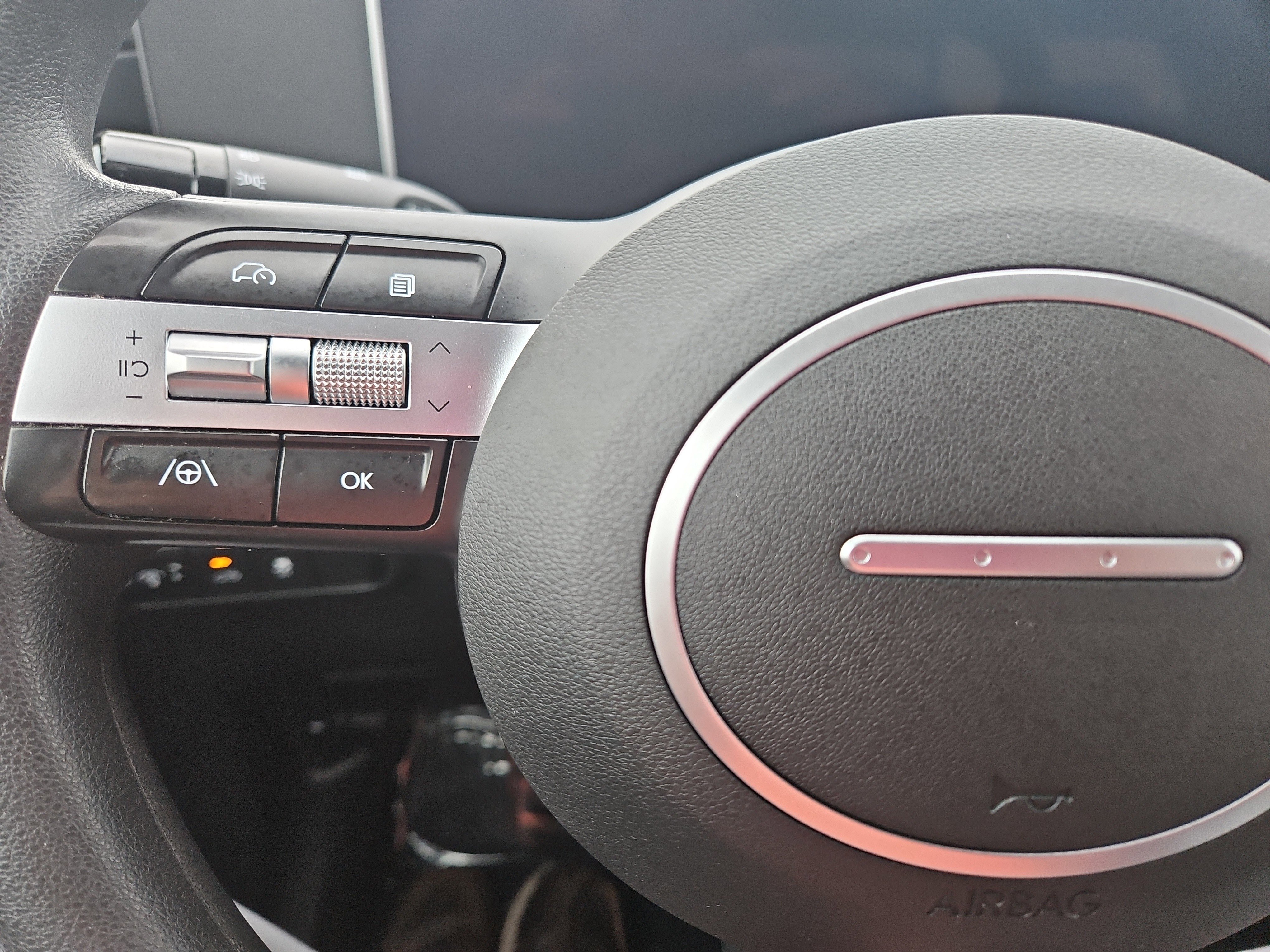 Used 2025 Hyundai Santa Cruz SEL image 10