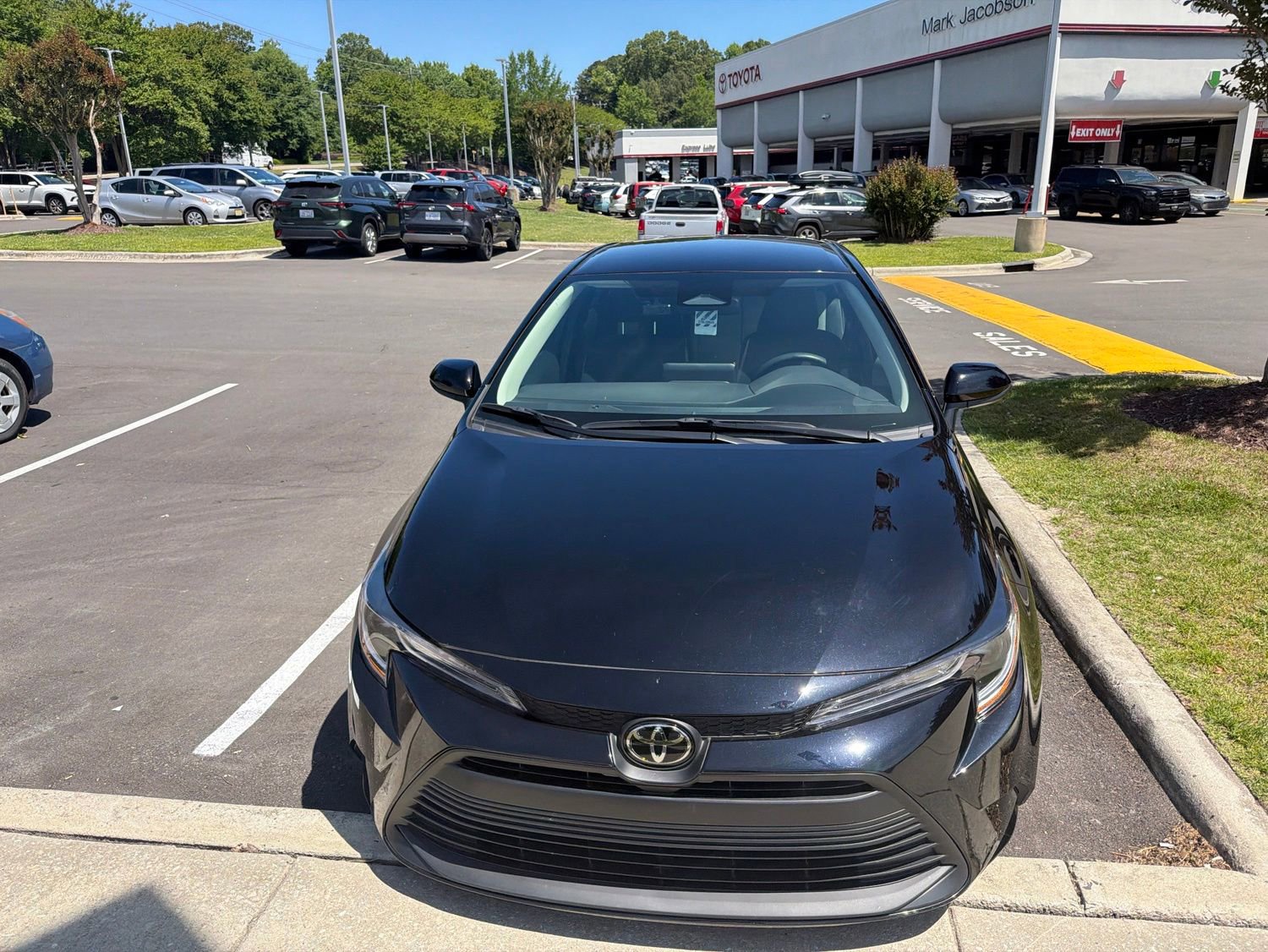 Used 2025 Toyota Corolla LE
