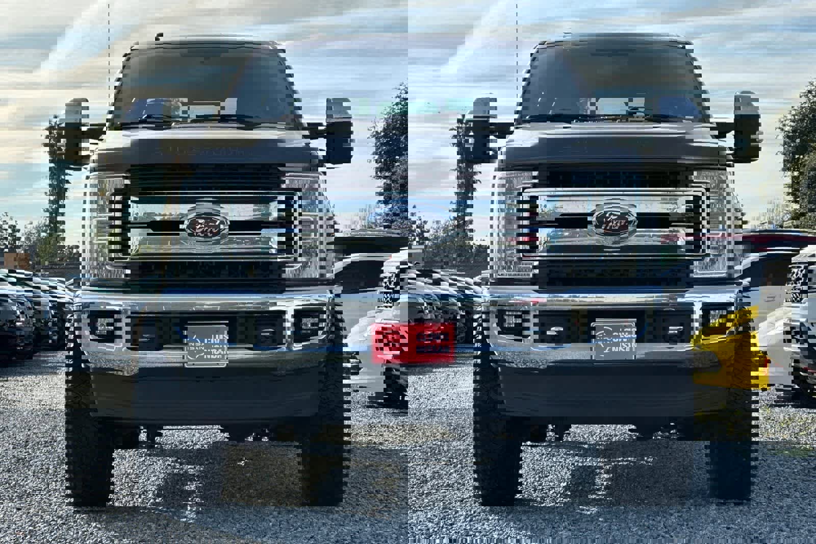 Used 2017 Ford F250 XLT w/ XLT Premium Package image 11