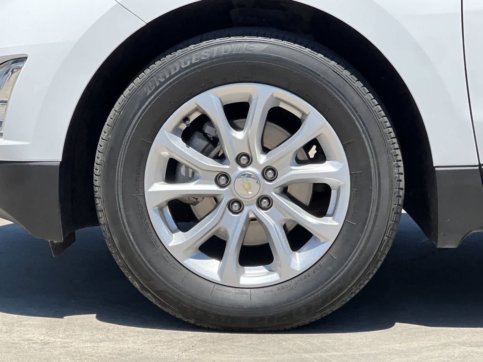 Used 2021 Chevrolet Equinox LT FWD image 27