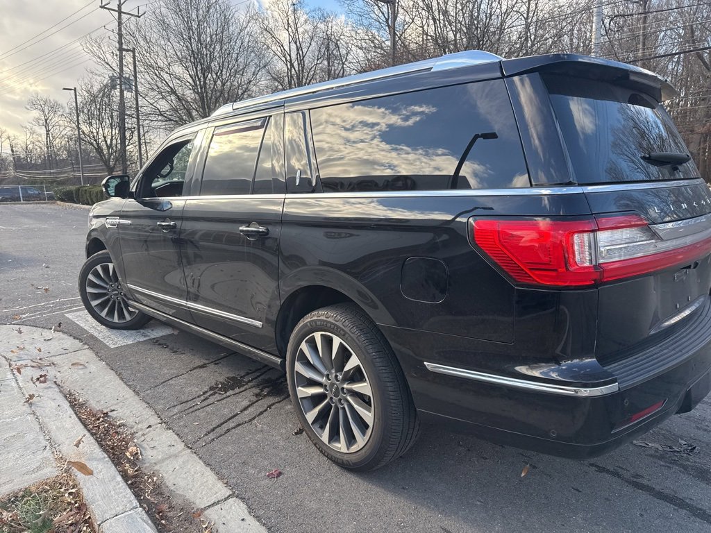 Used 2021 Lincoln Navigator L Reserve image 5