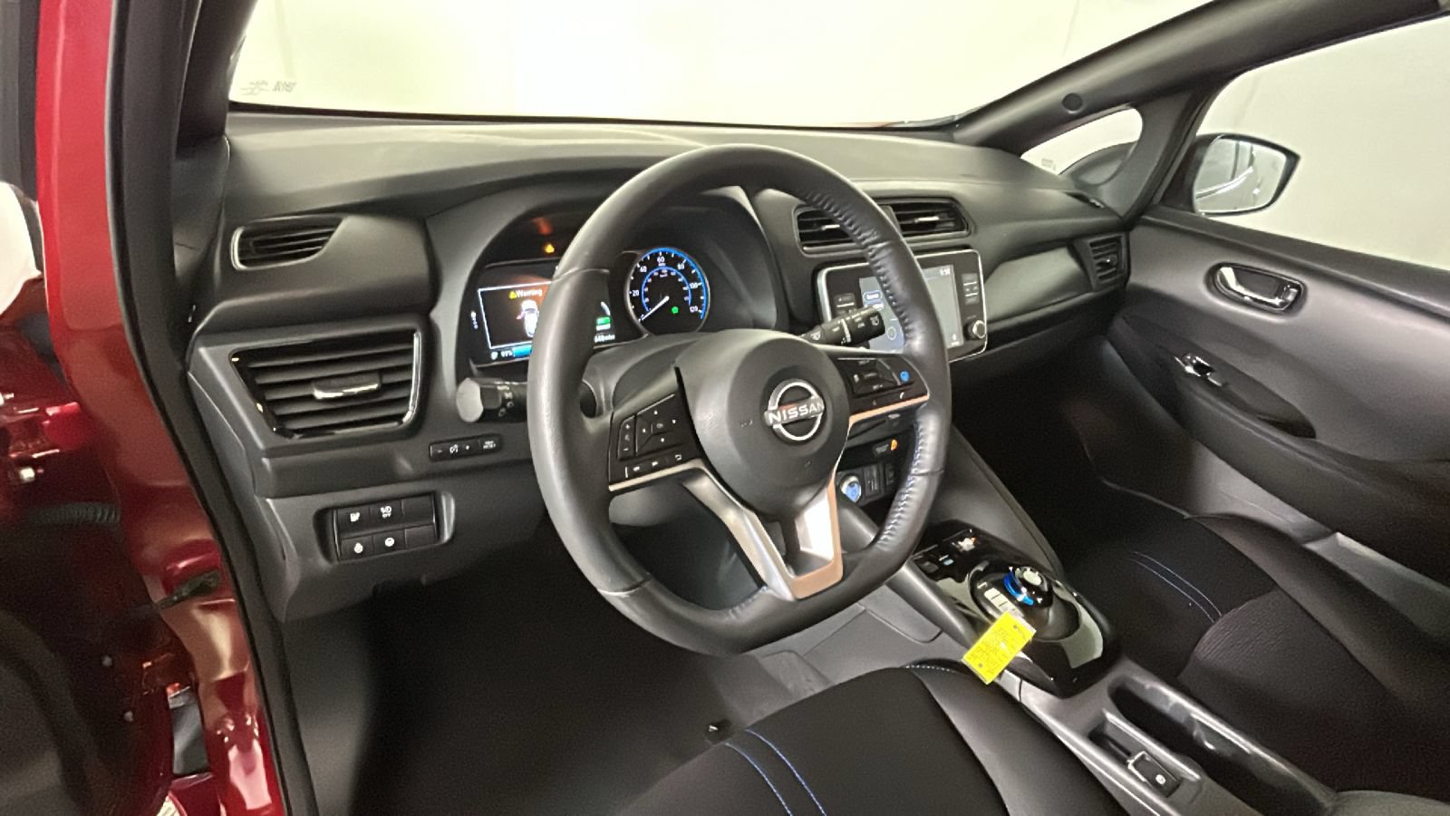 Used 2023 Nissan Leaf SV Plus FWD image 17
