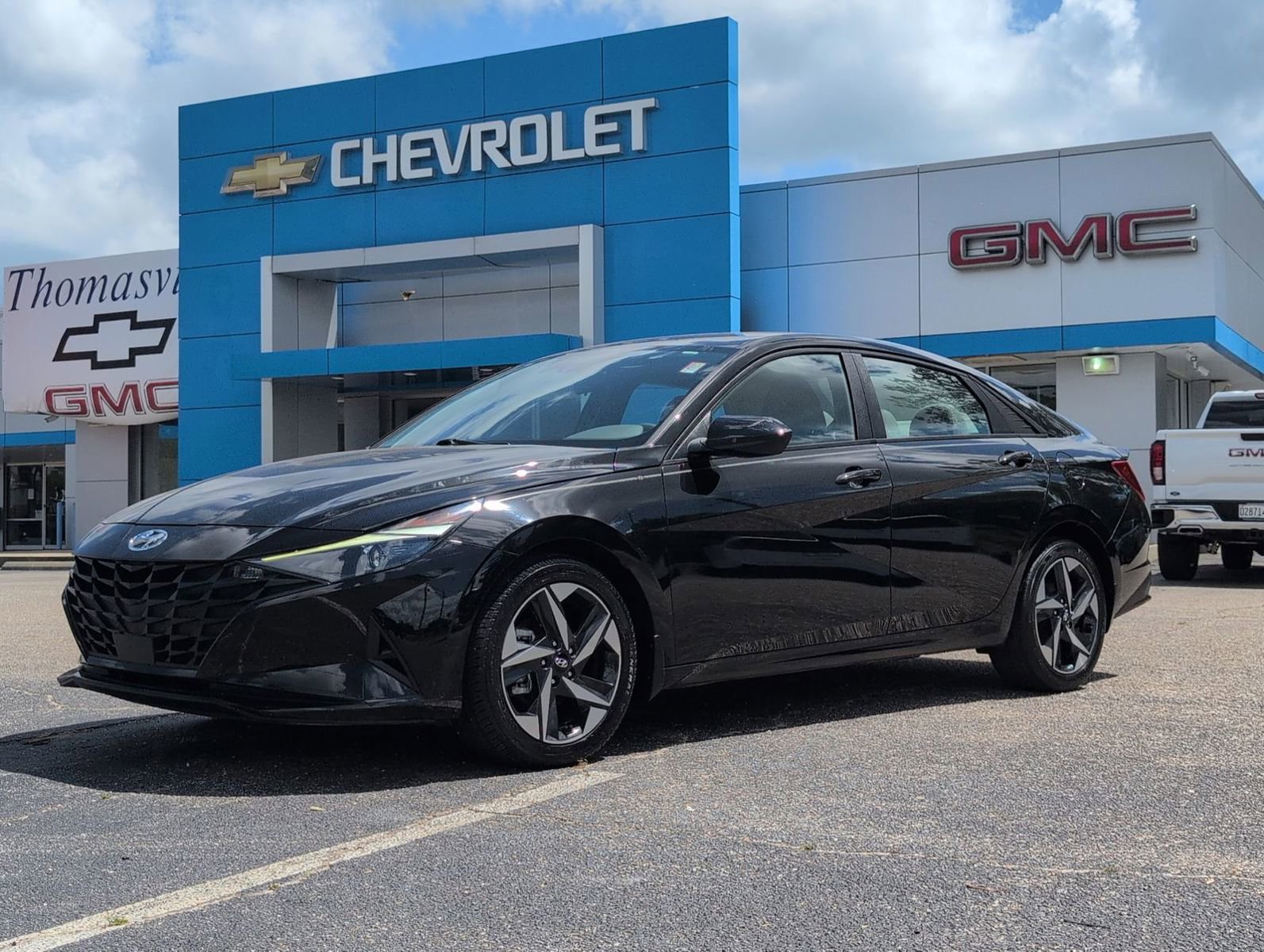 Used 2023 Hyundai Elantra SEL w/ Convenience Package FWD image 1