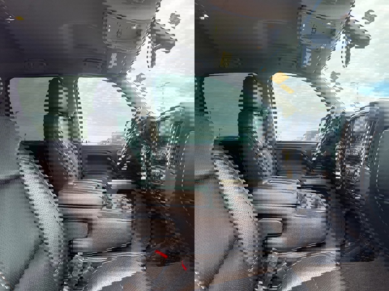 Used 2018 Chevrolet Silverado 1500 LT w/ LT Eassist Package image 11