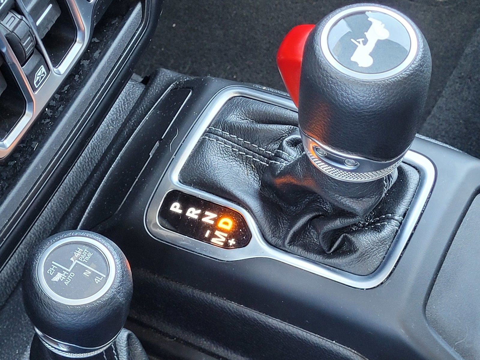 Used 2024 Jeep Wrangler Unlimited AWD/4WD image 21