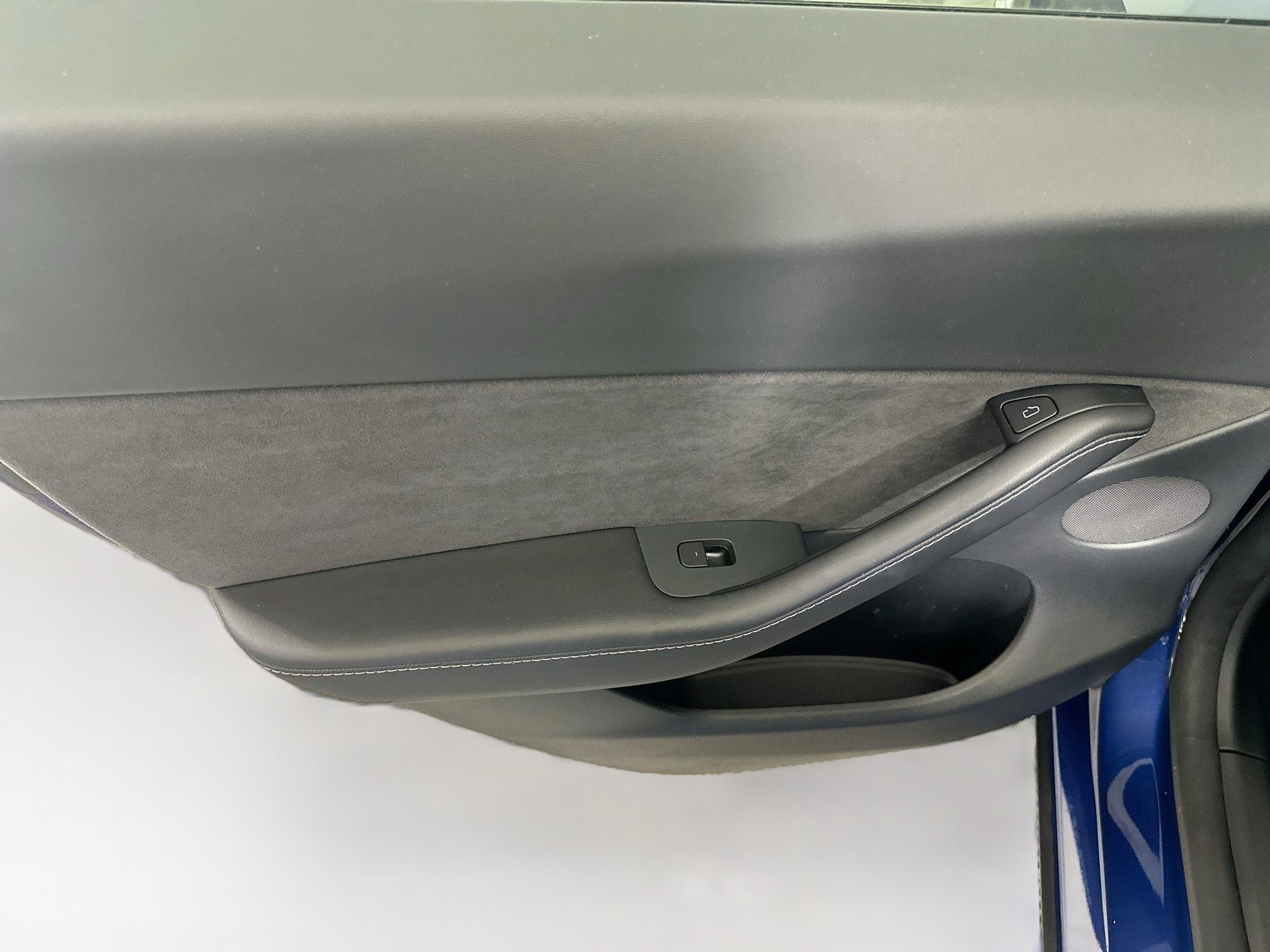 Used 2021 Tesla Model Y Long Range AWD/4WD image 25