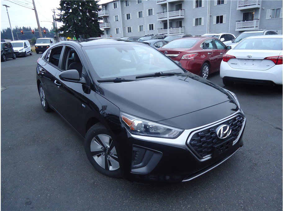 Used 2020 Hyundai Ioniq Blue FWD image 4