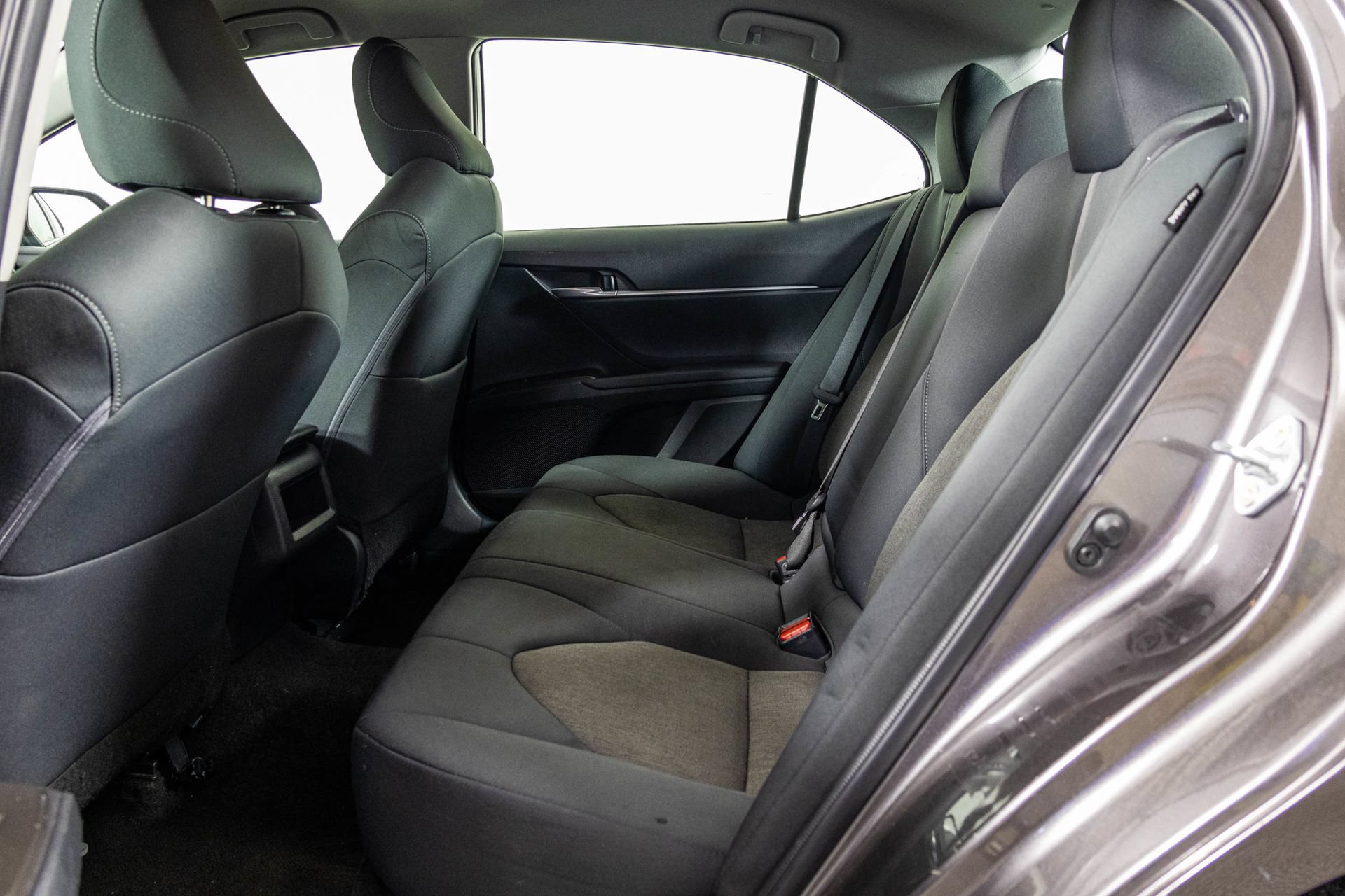 Used 2023 Toyota Camry LE FWD image 36