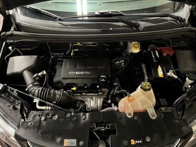 Used 2020 Chevrolet Sonic LT image 37
