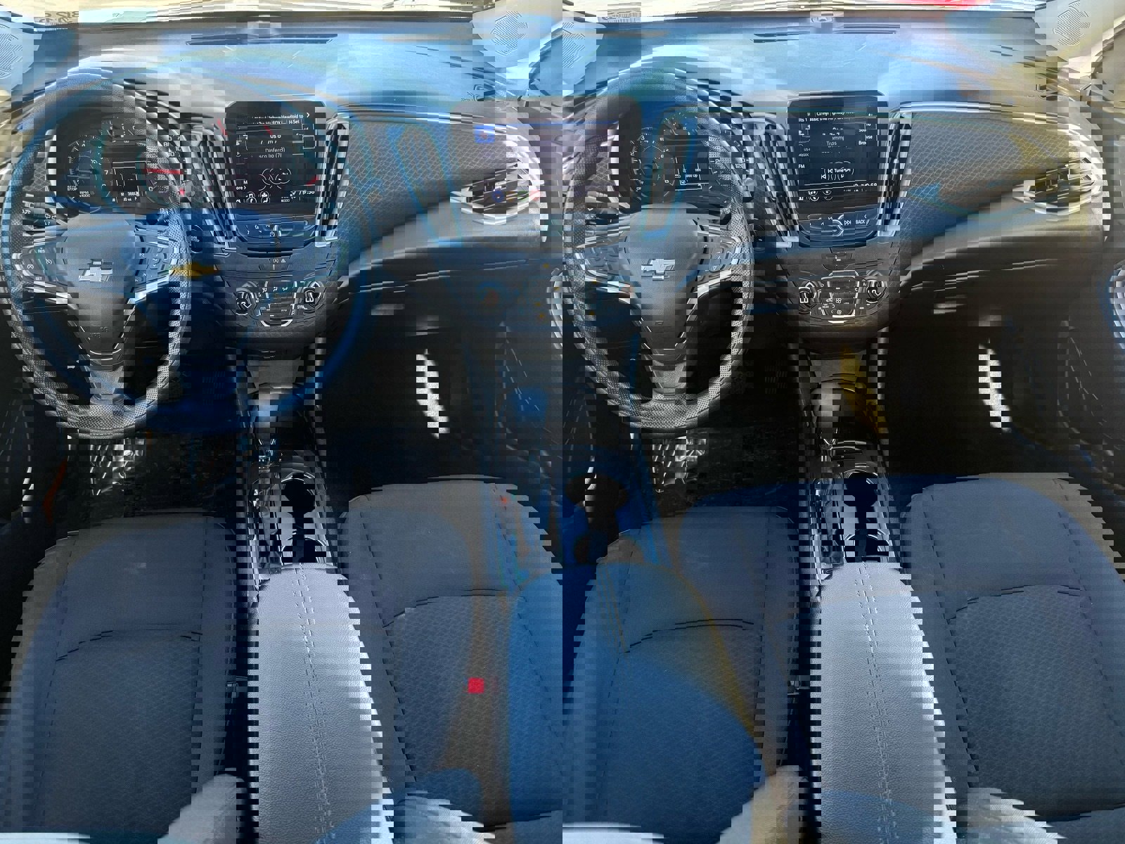 Used 2022 Chevrolet Malibu LT image 29