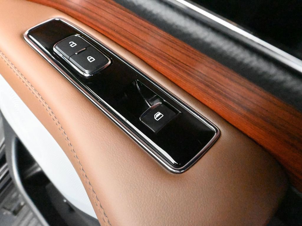 Used 2024 Lincoln Navigator Reserve w/ Equipment Group 201A image 60