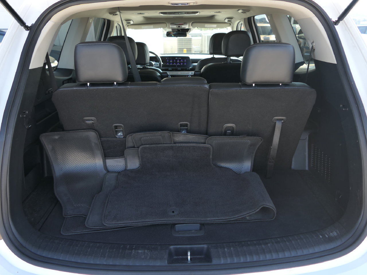 Certified 2024 Kia Telluride S w/ S Sunroof Package FWD image 23